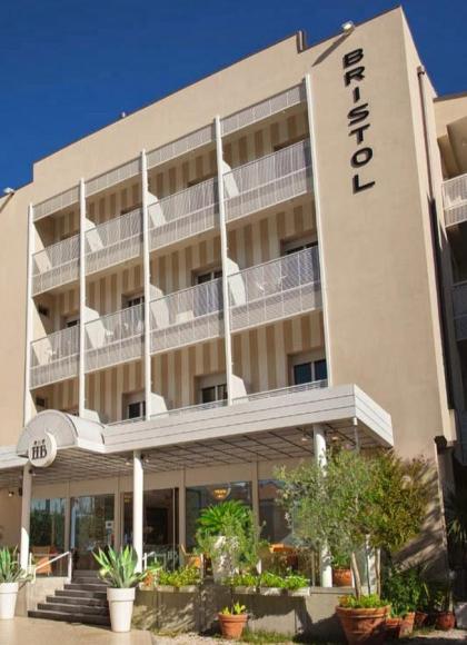 hotelbristolcattolica fr parcs-attractions 027